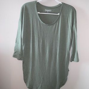 quarter sleeve shirt